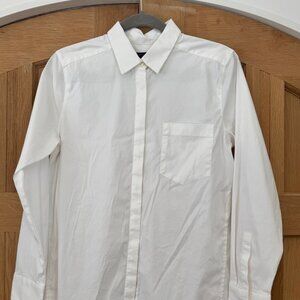 Anne Taylor brand new without tags White Crisp Shirt, M